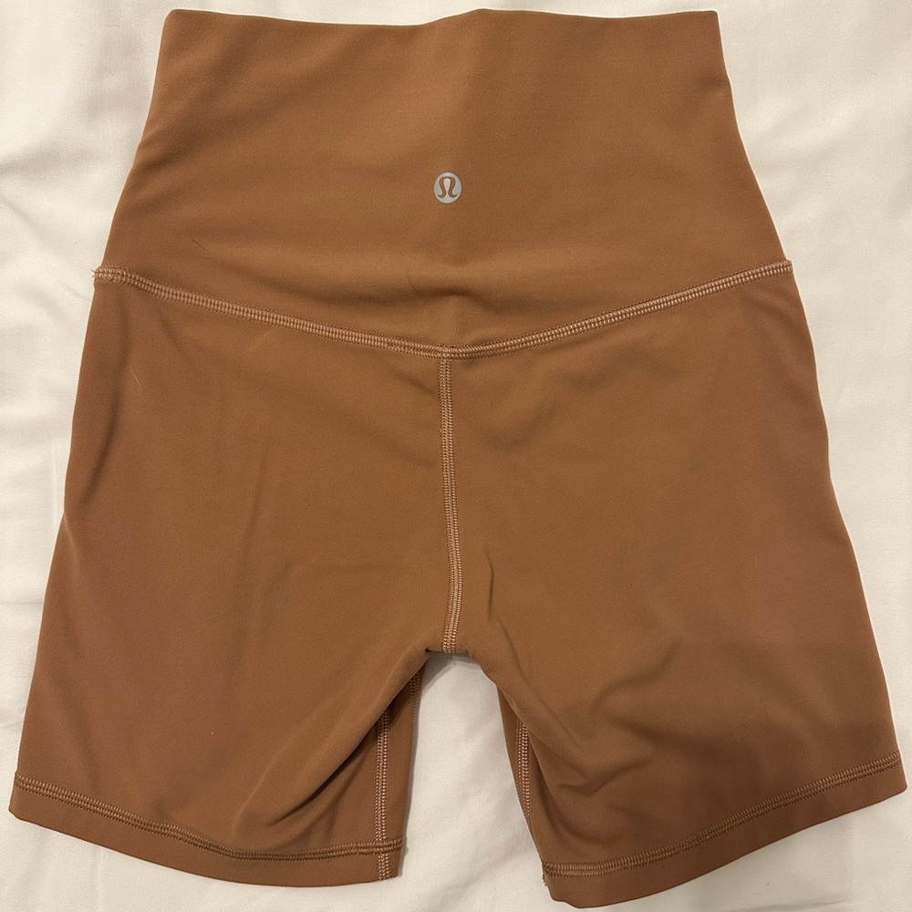 Lulu Lemon Align High Rise Short 4”